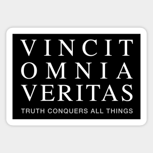 Latin Inspirational Quote: Vincit Omnia Veritas (Truth Conquers All Things) Magnet